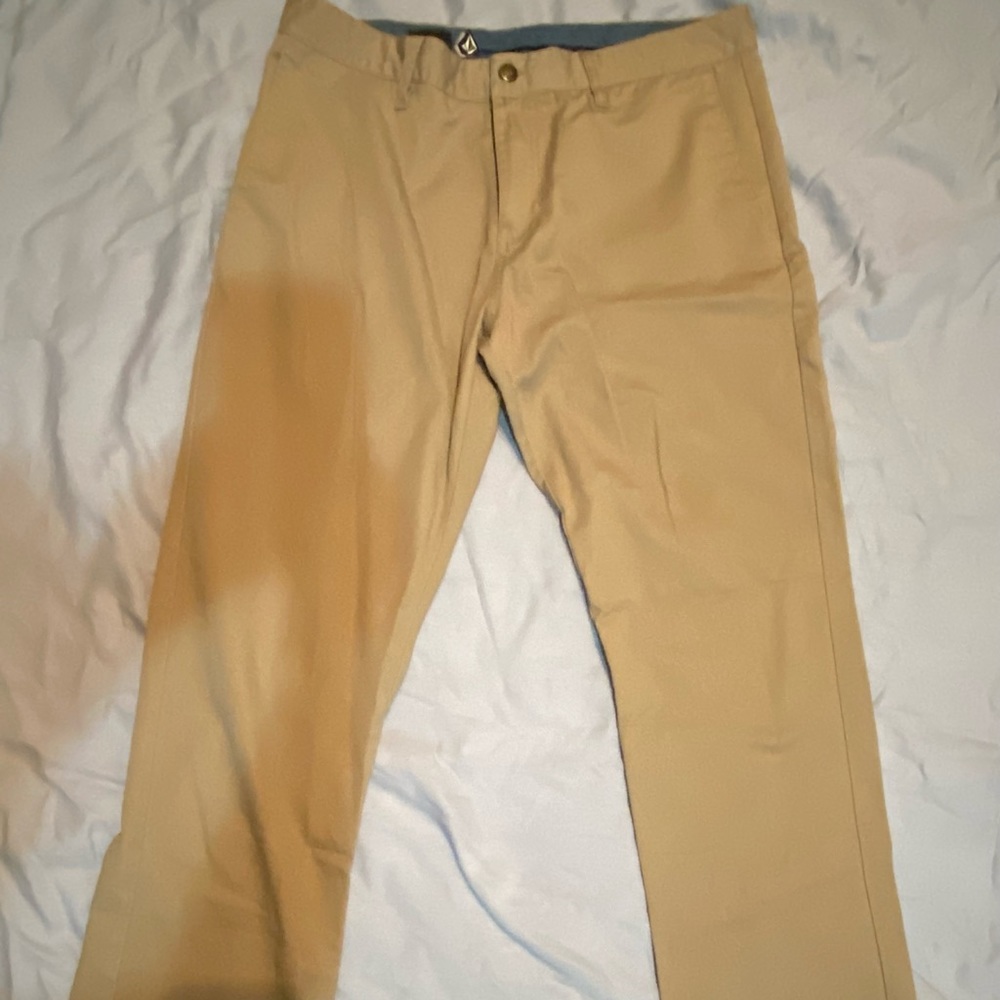 Volcom slim fit khakis 33x32